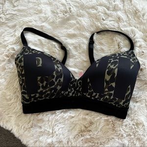 VS Pink Wear Everywhere Lightly Lined Bra